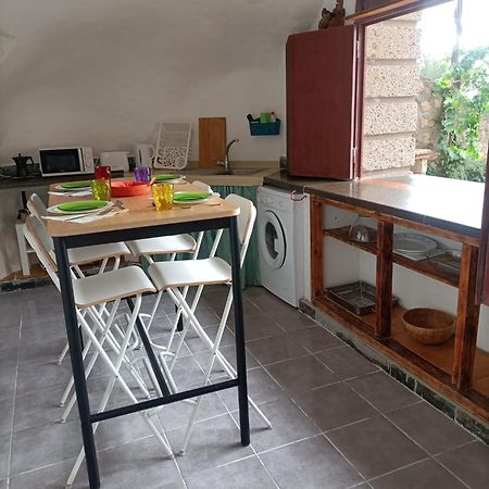 Eco Holidays Cave House Justine グラナディージャ・デ・アボナ エクステリア 写真