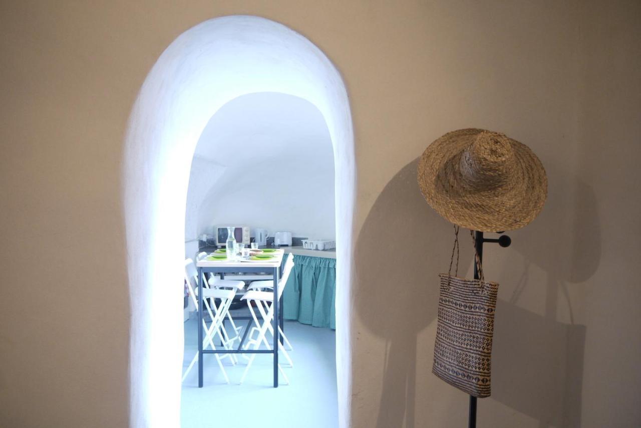 Eco Holidays Cave House Justine グラナディージャ・デ・アボナ エクステリア 写真